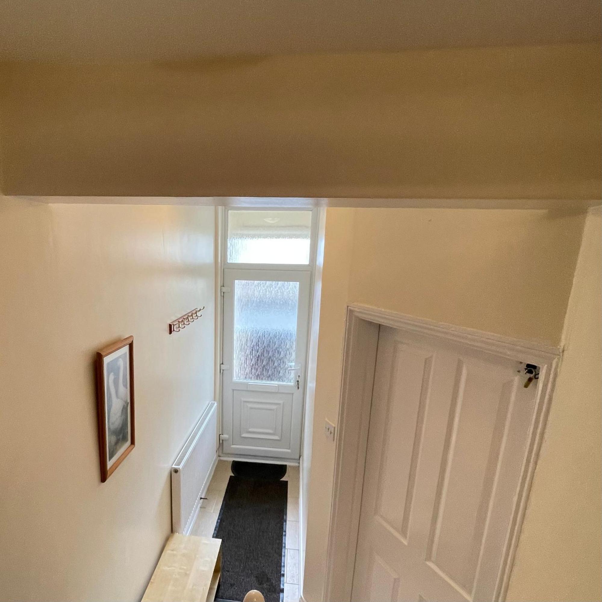 Beanies Lornestreet Four Bed House Apartment Swindon Bagian luar foto